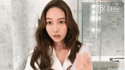 护肤品的使用顺序及涂抹方法 护肤品的使用顺序及涂抹方法