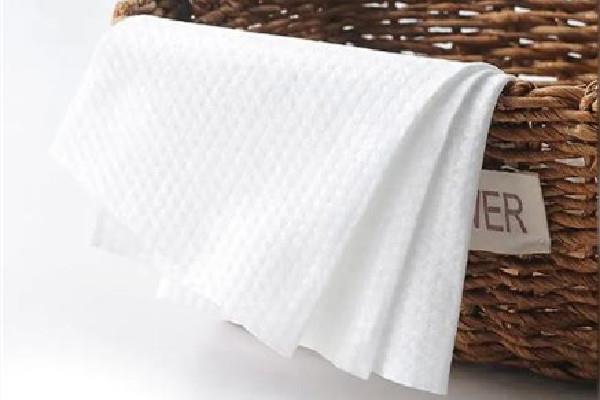 洗脸巾买抽取式还是卷式的 洗脸巾买什么样的好 洗脸巾买抽取式还是卷式的 洗脸巾买什么样的好