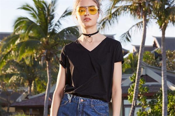 黑色衣服掉毛毛怎么办 黑色衣服掉浮毛怎么处理 黑色衣服掉毛毛怎么办 黑色衣服掉浮毛怎么处理