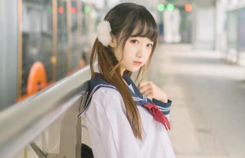 溜冰场约会感情升温快