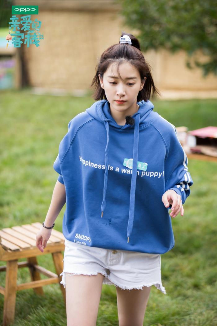 《亲爱的客栈》阚清子好性格圈粉无数,橘色系妆容又酷又少女!