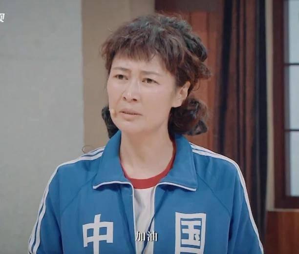 老公是马伊琍前男友,结婚10年才补办婚礼,47岁上节目引发热议