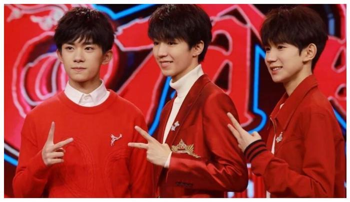 TFBOYS终于同框,合体录制VCR,易烊千玺的身高抢镜了