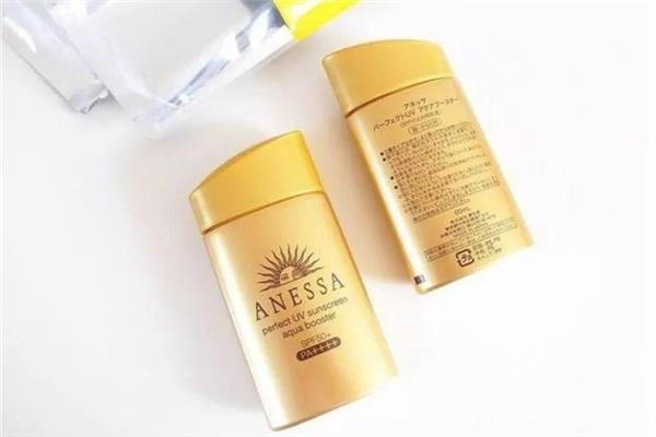 安耐晒的涂抹顺序 安耐晒正确的使用方法 安耐晒的涂抹顺序 安耐晒正确的使用方法