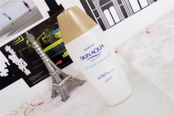 过期的防晒霜可以涂身上吗 过期的防晒霜可以涂脚吗 过期的防晒霜可以涂身上吗 过期的防晒霜可以涂脚吗