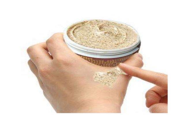 磨砂膏怎么用呢 磨砂膏有什么作用呢 磨砂膏怎么用呢 磨砂膏有什么作用呢