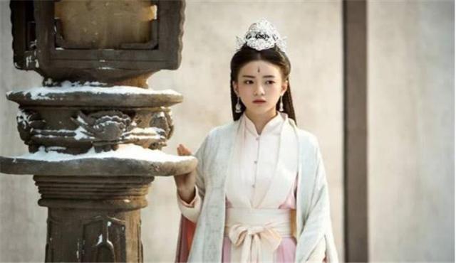 《扶摇》中雅兰珠原定演员是张含韵?定妆照都拍了,为何被挤走?