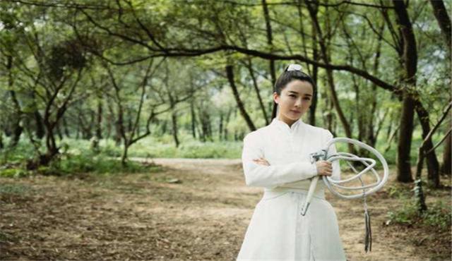 《扶摇》中雅兰珠原定演员是张含韵?定妆照都拍了,为何被挤走?