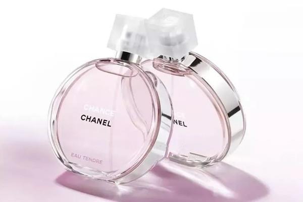 香水味道可以保持多久 香水长时间不用会不会坏 香水味道可以保持多久 香水长时间不用会不会坏