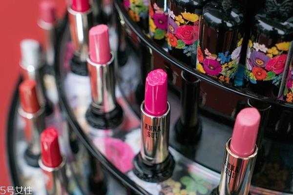 annasui蔷薇花园唇膏多少钱 安娜苏蔷薇花园唇膏试色 annasui蔷薇花园唇膏多少钱 安娜苏蔷薇花园唇膏试色