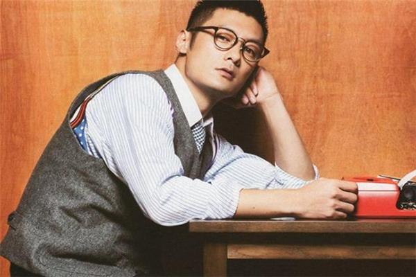 yellows plus眼镜价格 日系手工眼镜 yellows plus眼镜价格 日系手工眼镜