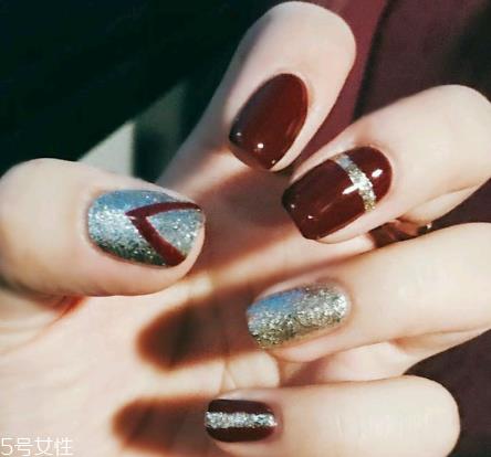 适合新年的秋冬美甲 百搭经典款