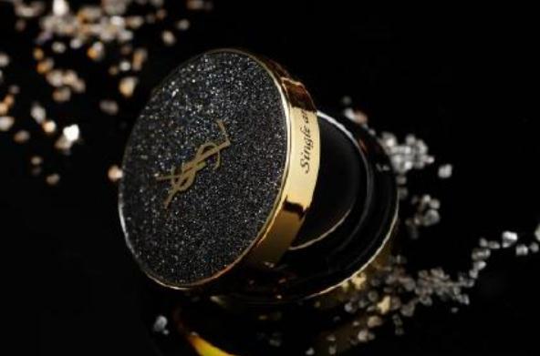 圣罗兰气垫的用法 使用圣罗兰气垫的注意事项 圣罗兰气垫的用法 使用圣罗兰气垫的注意事项