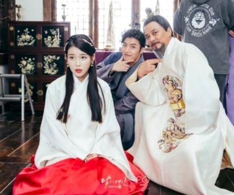 韩演艺圈性侵丑闻终于有人承认,52岁视帝羞愧道歉:我是罪人