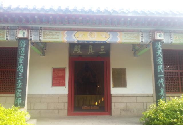 钟灵毓秀,海边仙山------即墨鹤山