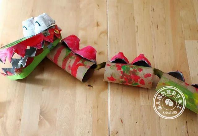 幼儿园新年手工集合:灯笼鞭炮樱花树等,五个教程三岁孩子可学习