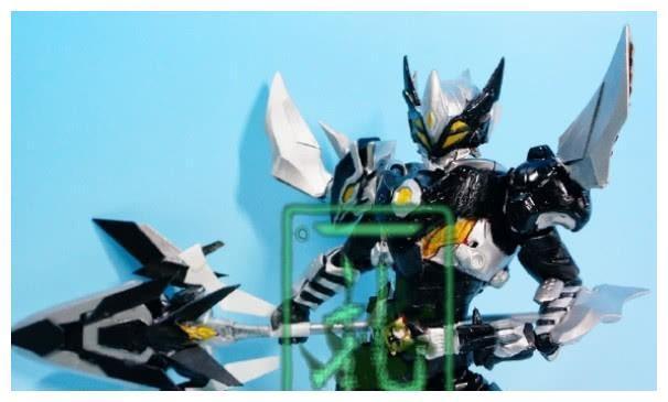 铠甲勇士:黑犀侠的五种形态,其中四种大部分人没见过!