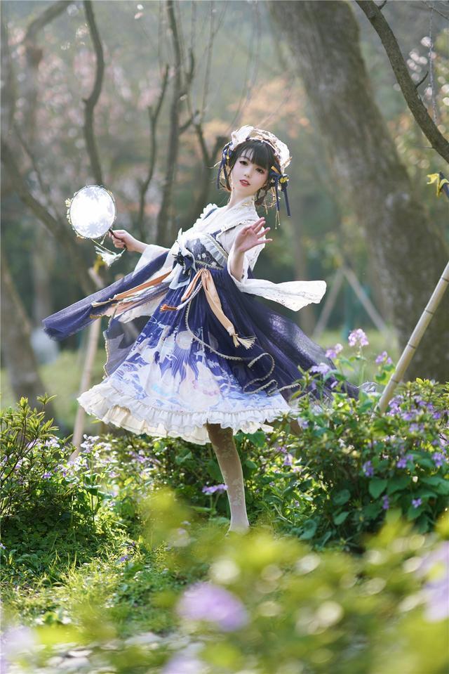 当中华风遇上洛丽塔内搭，极致梦幻的完美组合，难怪lo娘爱不释手