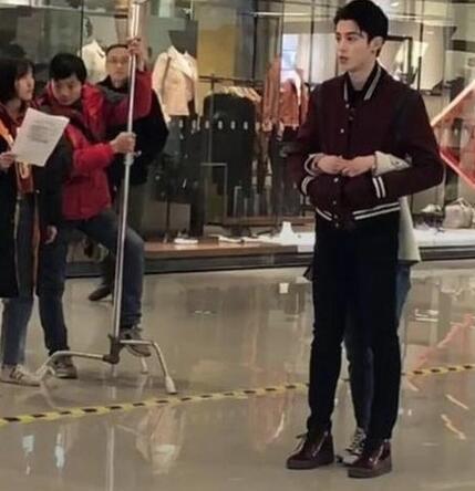 网友质疑张韶涵身高不止158,沈月不可能有160,全是衣服惹得祸