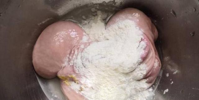 鲜香开胃的酸辣肚丝汤,一碗下肚,整个人都舒服了