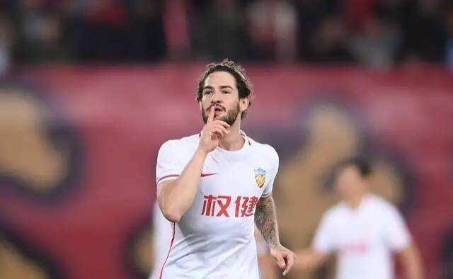 情怀吗?前中超外援拒绝上千万年薪,加盟只给百万年薪球队