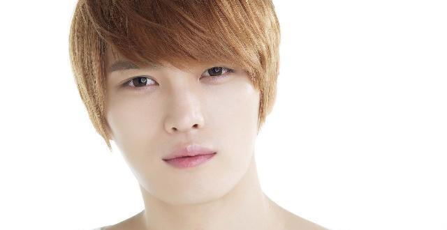 被亲生父母抛弃,金在中到底经历了什么