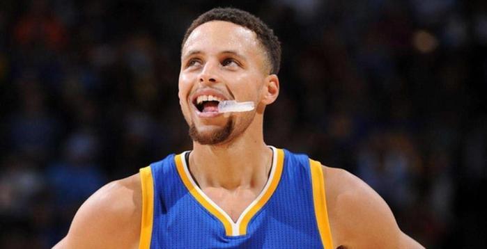 库里回忆73胜总亚军,用2词7字形容,言语中流露真情