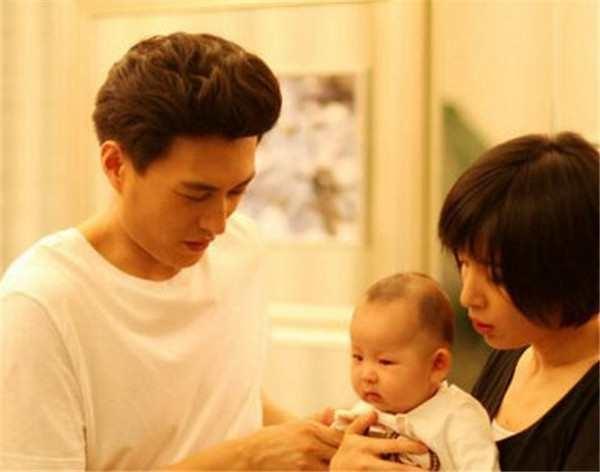 她是靳东初恋,搭档黄磊成名,4岁女儿美貌出众,丈夫身份却成谜