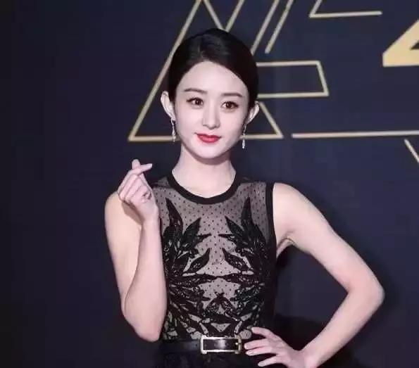 热巴赵丽颖众女神比心超惊艳,却不够妖娆,张一山:跟我学