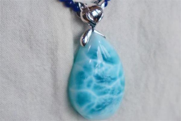 拉利玛多少钱一克 拉利玛宝石价格 拉利玛多少钱一克 拉利玛宝石价格