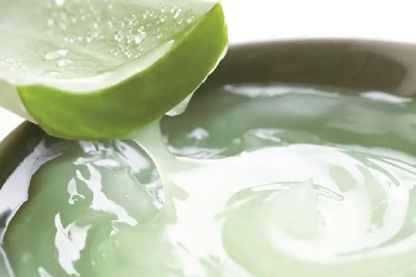 芦荟胶做手膜可以让手变白吗 芦荟胶做手膜的方法 芦荟胶做手膜可以让手变白吗 芦荟胶做手膜的方法