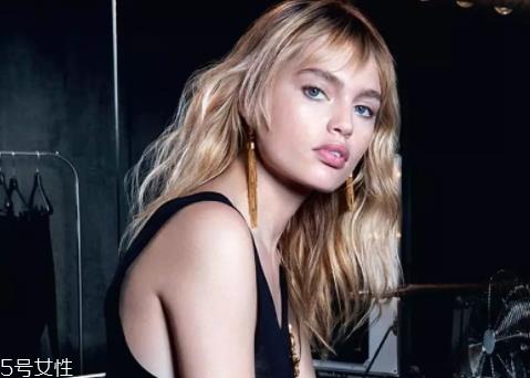 ysl亮颜修饰乳多少钱 三款色号适合任何肤质 ysl亮颜修饰乳多少钱 三款色号适合任何肤质