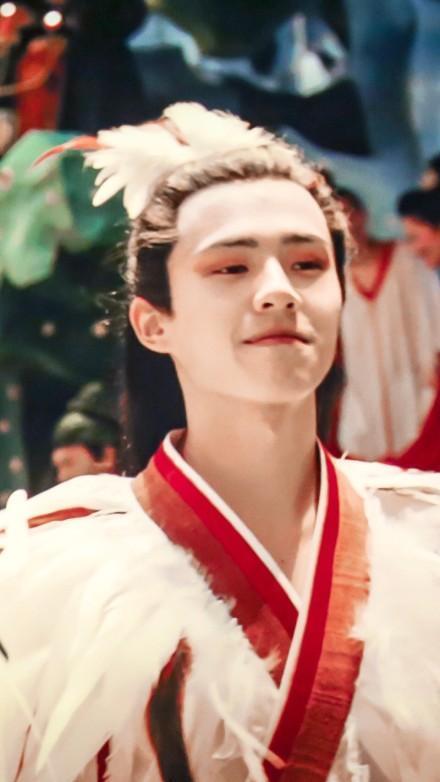 好色:20岁刘昊然9部电影4部电视剧,网友:白龙太惊艳!