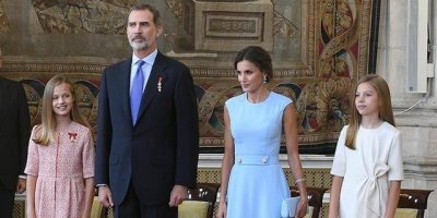 ​比起英国、瑞典王室,西班牙王室王冠少的可怜,心疼未来女王若拉