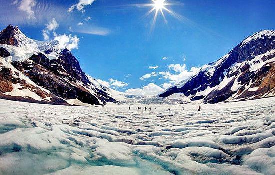 加拿大洛基山脉一生必去的50个地方之一,绝对不可错过