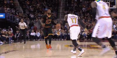 【绝招】不愧是美国加藤鹰!德鲁大叔这变向杀伤力猛男都受不了!