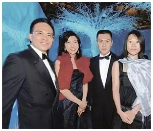 李嘉诚长媳王俪桥:香港豪门媳妇的典范