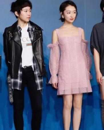 网友爆料周迅已离婚,和窦靖童在一起,感觉李亚鹏的内心是崩溃的