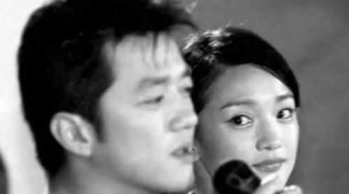 网友爆料周迅已离婚,和窦靖童在一起,感觉李亚鹏的内心是崩溃的