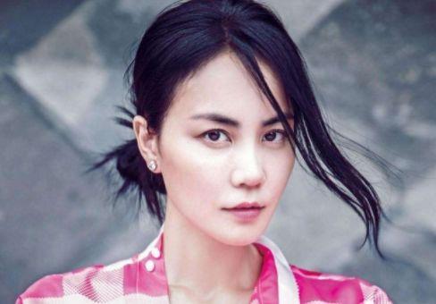 娱乐资讯:王菲女儿李嫣兔唇三次微整,颜值恢复