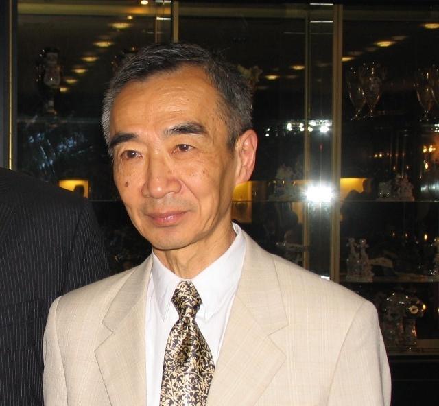 王明小儿子,定居俄罗斯坚持中文交谈,受释永信委托成少林寺代表