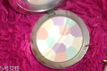 珠光粉饼怎么用法 立体脸独家秘笈 珠光粉饼怎么用法 立体脸独家秘笈