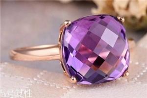 紫水晶戒指多少钱?普通款式两百元左右 紫水晶戒指多少钱?普通款式两百元左右
