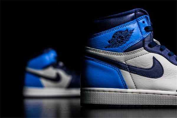 aj1黑曜石北卡蓝开箱测评 aj1北卡蓝黑曜石上脚效果