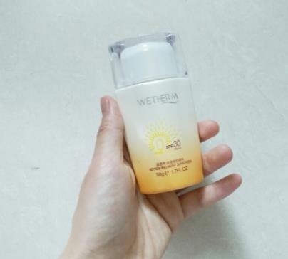 温碧泉防晒霜保质期 温碧泉防晒霜生产日期 温碧泉防晒霜保质期 温碧泉防晒霜生产日期