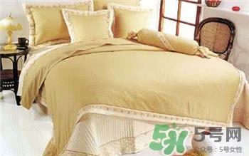 早上起床叠被子好吗?叠被子的坏处 早上起床叠被子好吗?叠被子的坏处