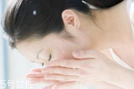 洗面奶有哪些常识?同一部位只需洗20秒 洗面奶有哪些常识?同一部位只需洗20秒