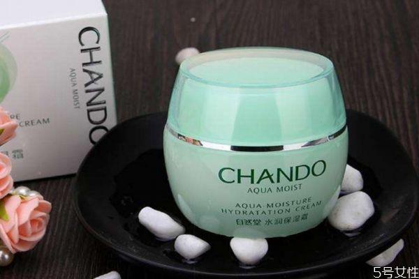 保湿霜和面霜的区别 保湿霜和面霜的不同 保湿霜和面霜的区别 保湿霜和面霜的不同