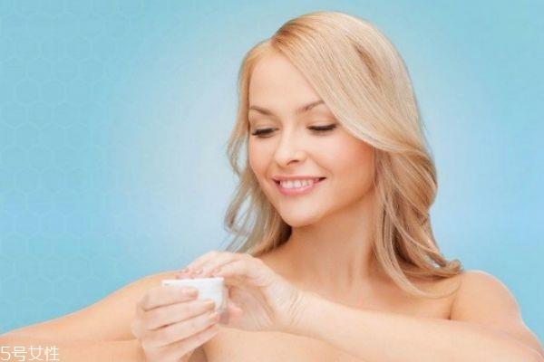 乳和霜要一起用吗 可以叠加使用 乳和霜要一起用吗 可以叠加使用