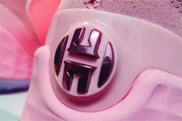 阿迪达斯哈登4代粉色开箱测评 哈登4骚粉色发售时间